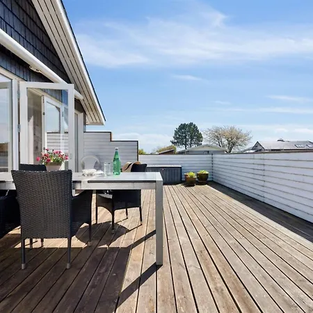 Holiday home Hira - 200m From The Sea By Interhome *
